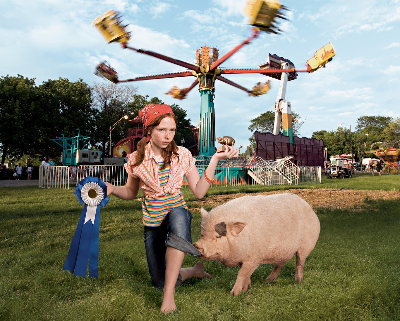 Girl with prize pig. Conceptual photography | Saverio Truglia