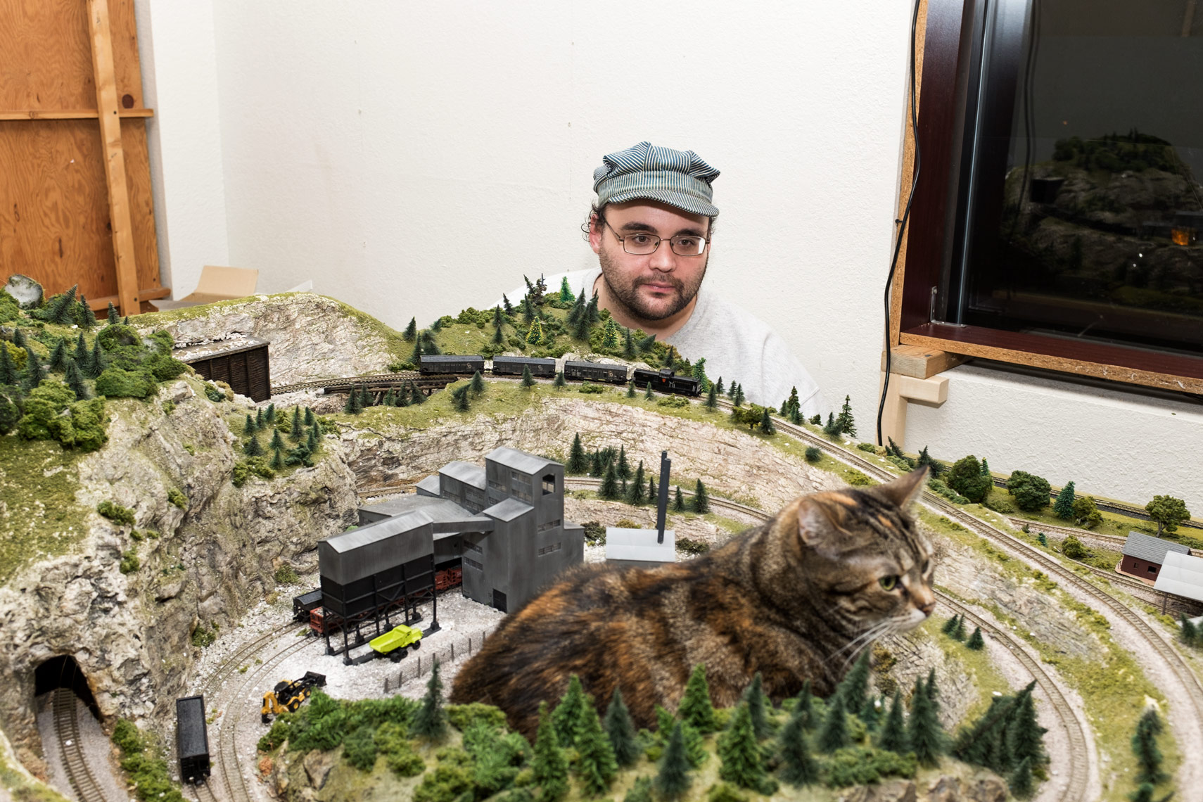 Man with toy trains | Saverio Truglia