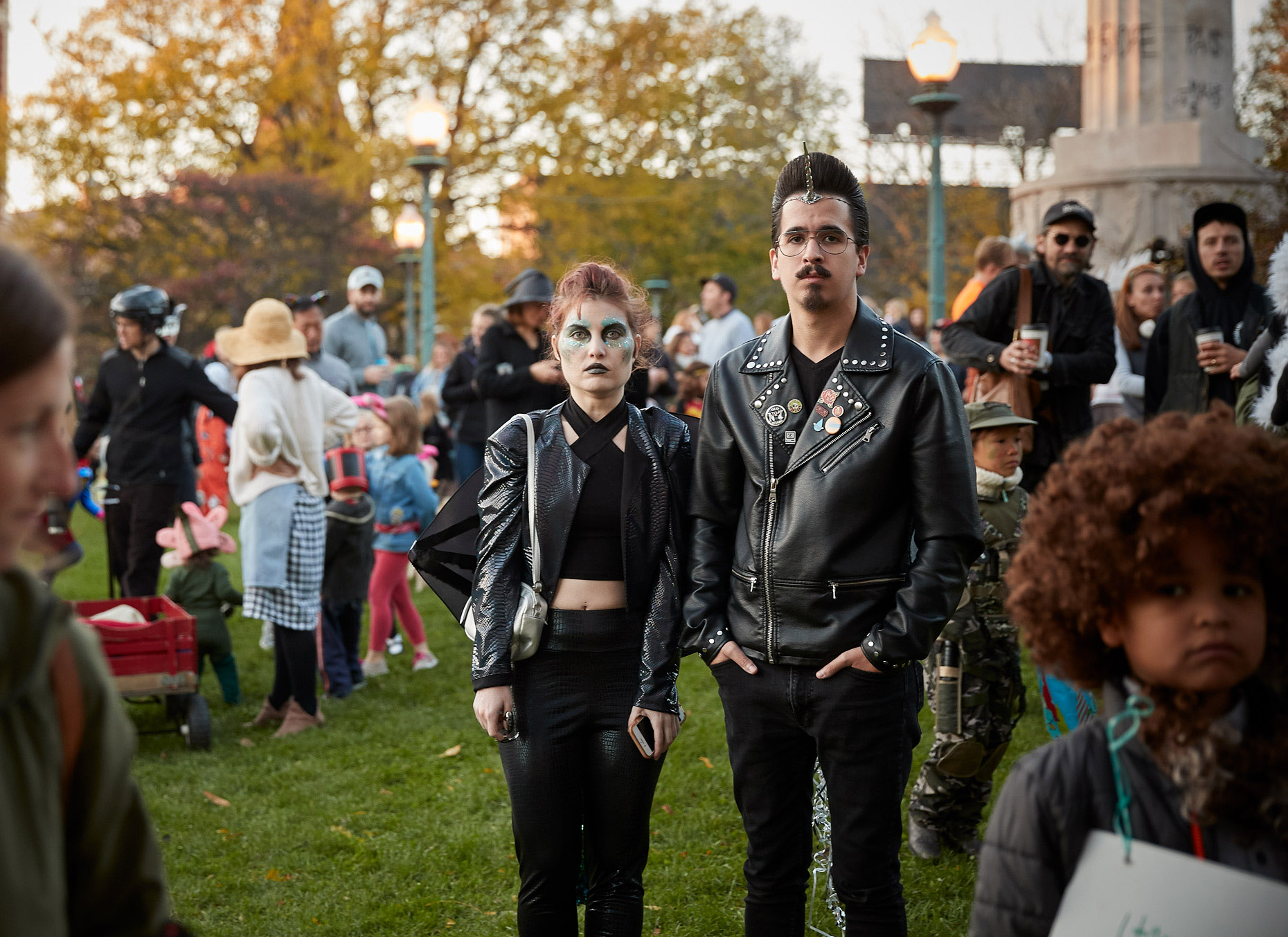 Hipsters at a Halloween parade | lifestyle photography by Saverio Truglia
