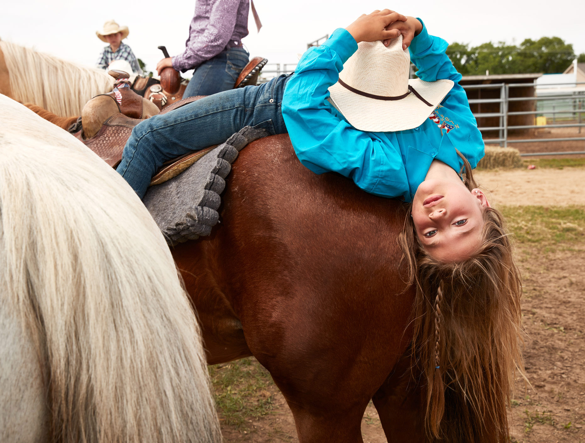 Young girl at youth rodeo competition | kids photography by Saverio Truglia